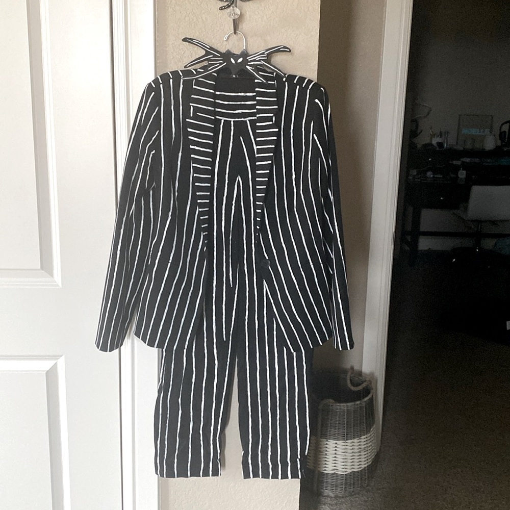 Womens small Jack Skellington costume